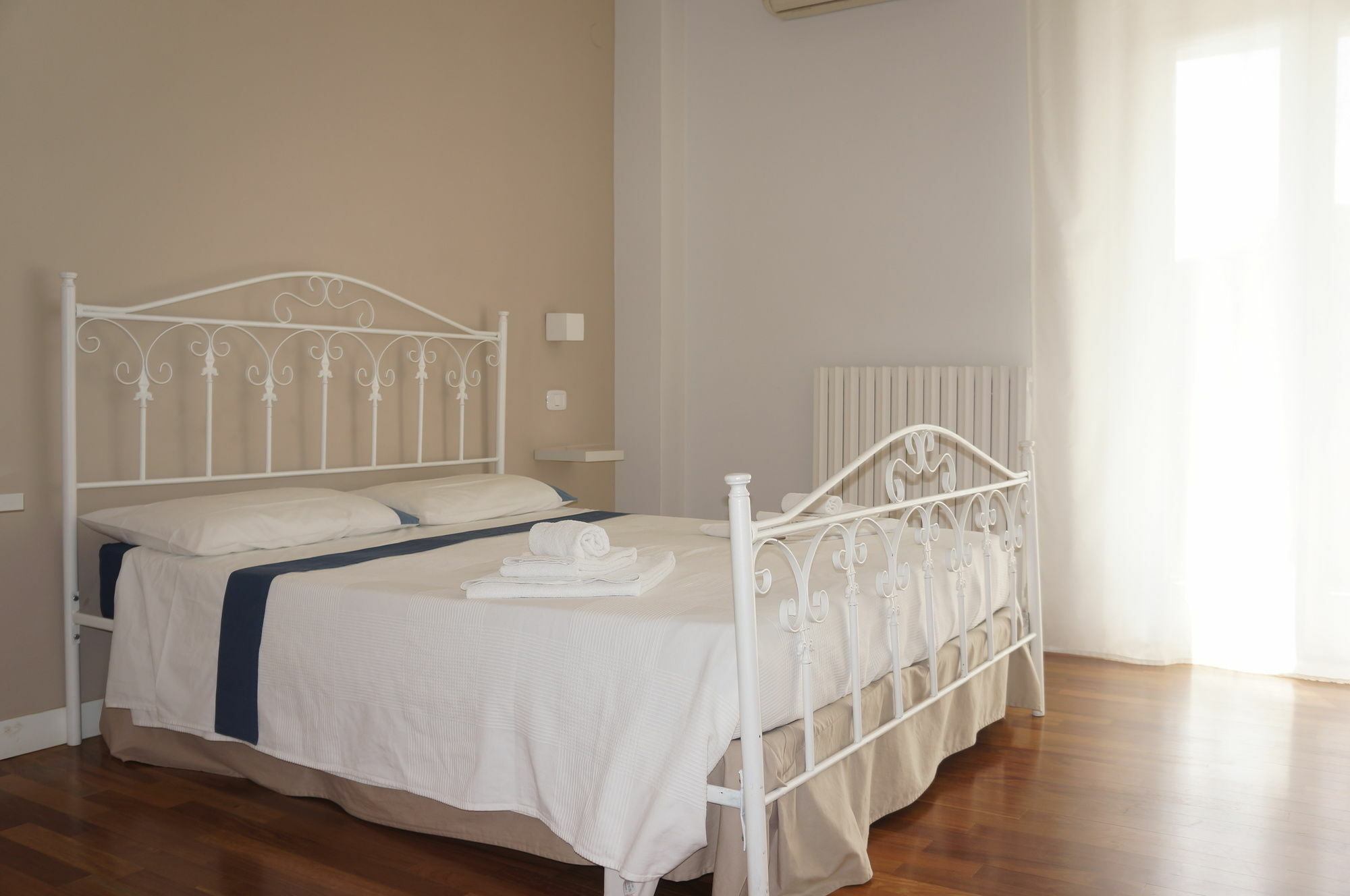 Bed and Breakfast Lullymia Crotone Exterior foto